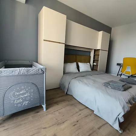 Dombox Sofia Suites - Stylish 2 Bedroom In Center - Free Garage Apartment