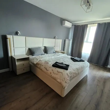 Dombox Sofia Suites - Stylish 2 Bedroom In Center - Free Garage